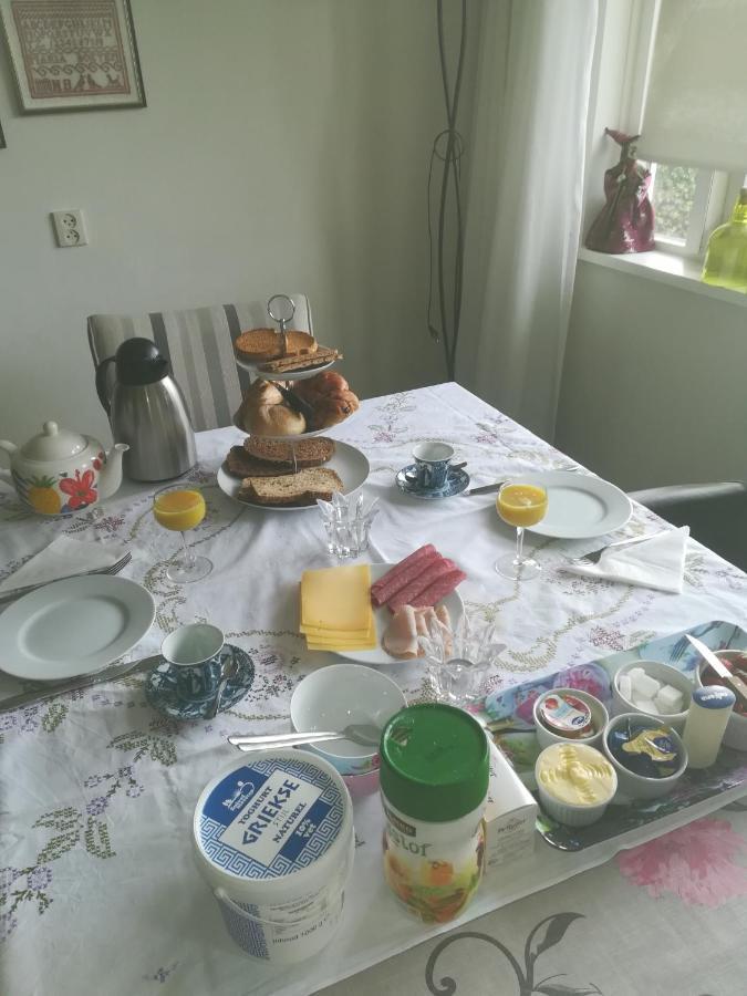 De Wielen Schalkhaar Bagian luar foto